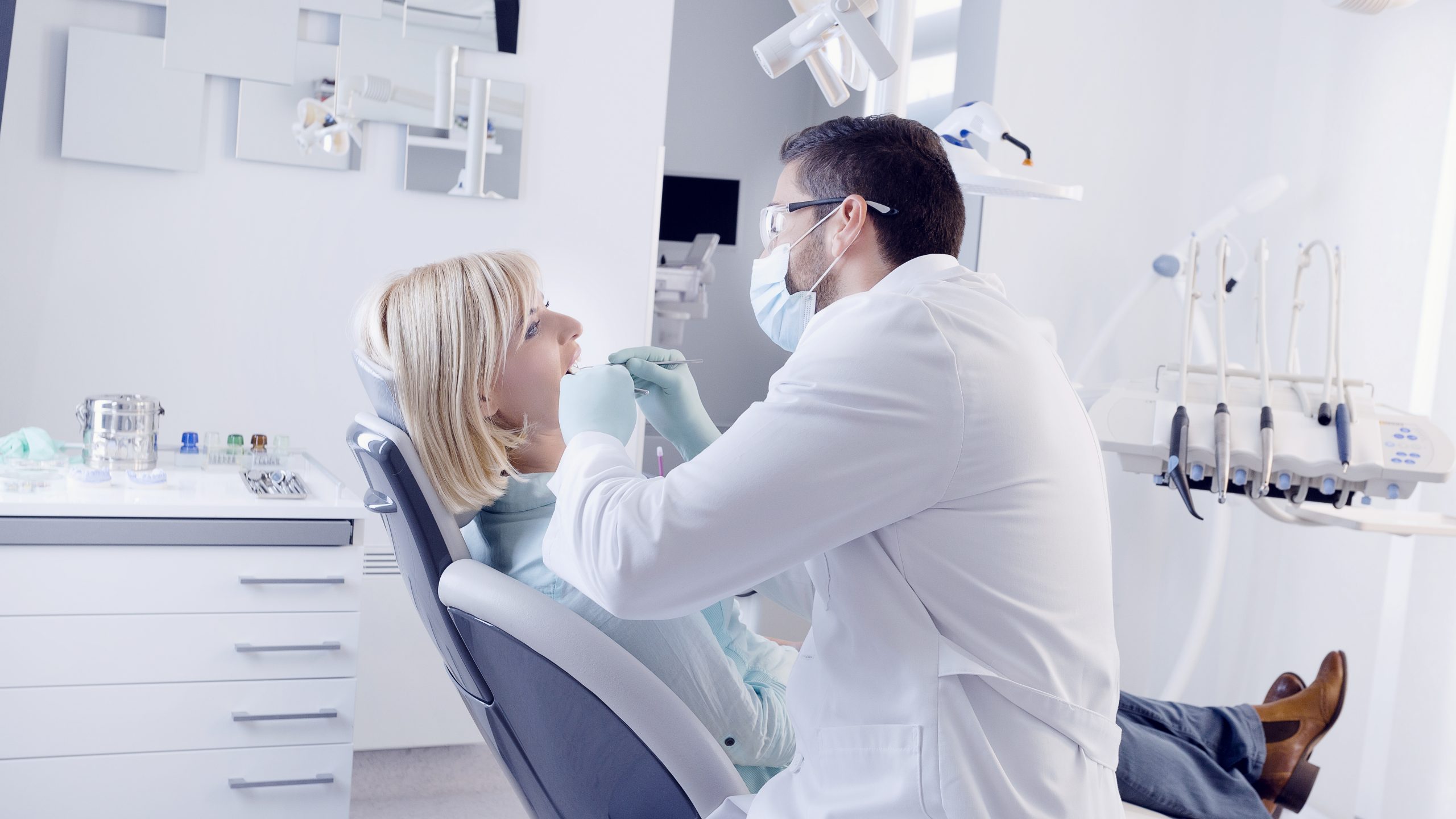 Dentist in Wakarusa, IN